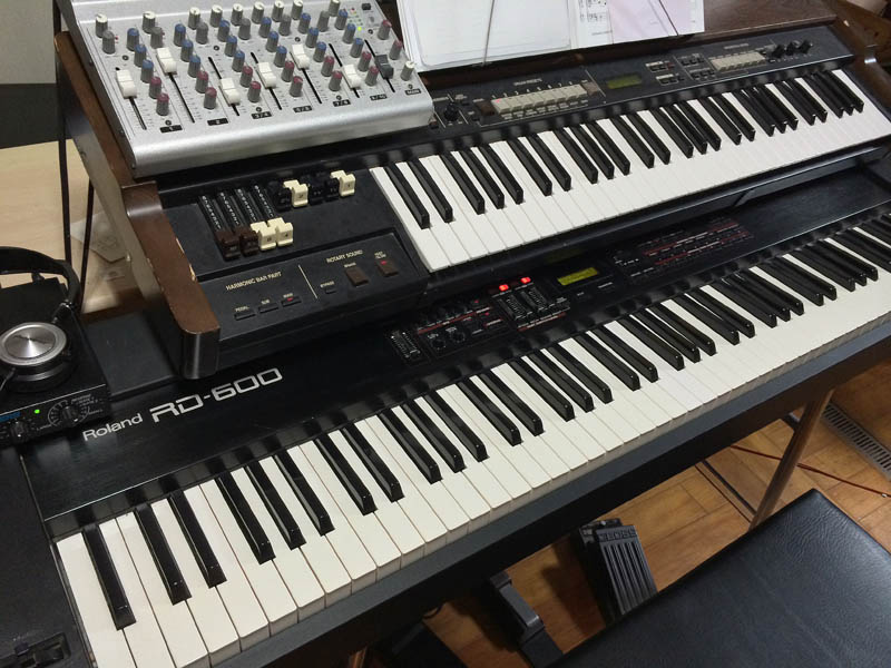 YAMAHA LGA-100 - 鍵盤楽器